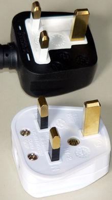 220px-Moulded and rewireable BS 1363 plugs.jpg