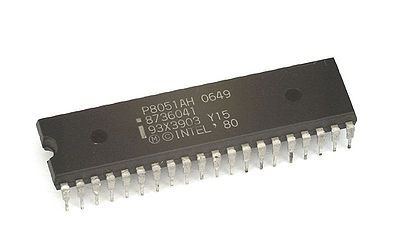 800px-KL Intel P8051.jpg